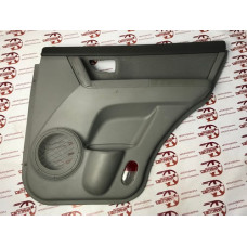 Карта двері задньої правої Kia Sorento 2002-2006 833023E011J3